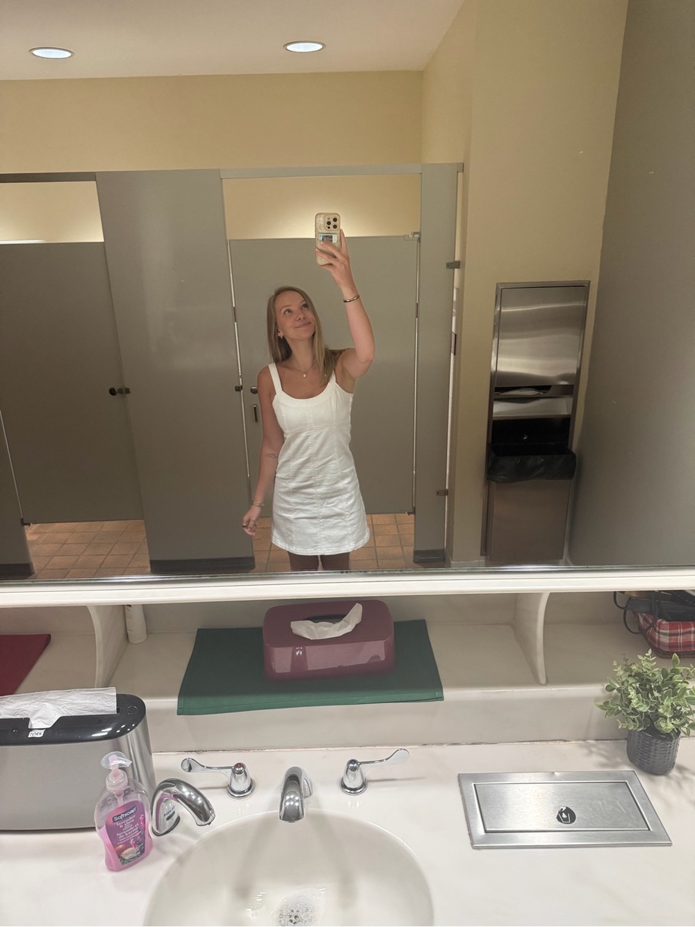 White Linen Blend Sleeveless Dress - Unbranded